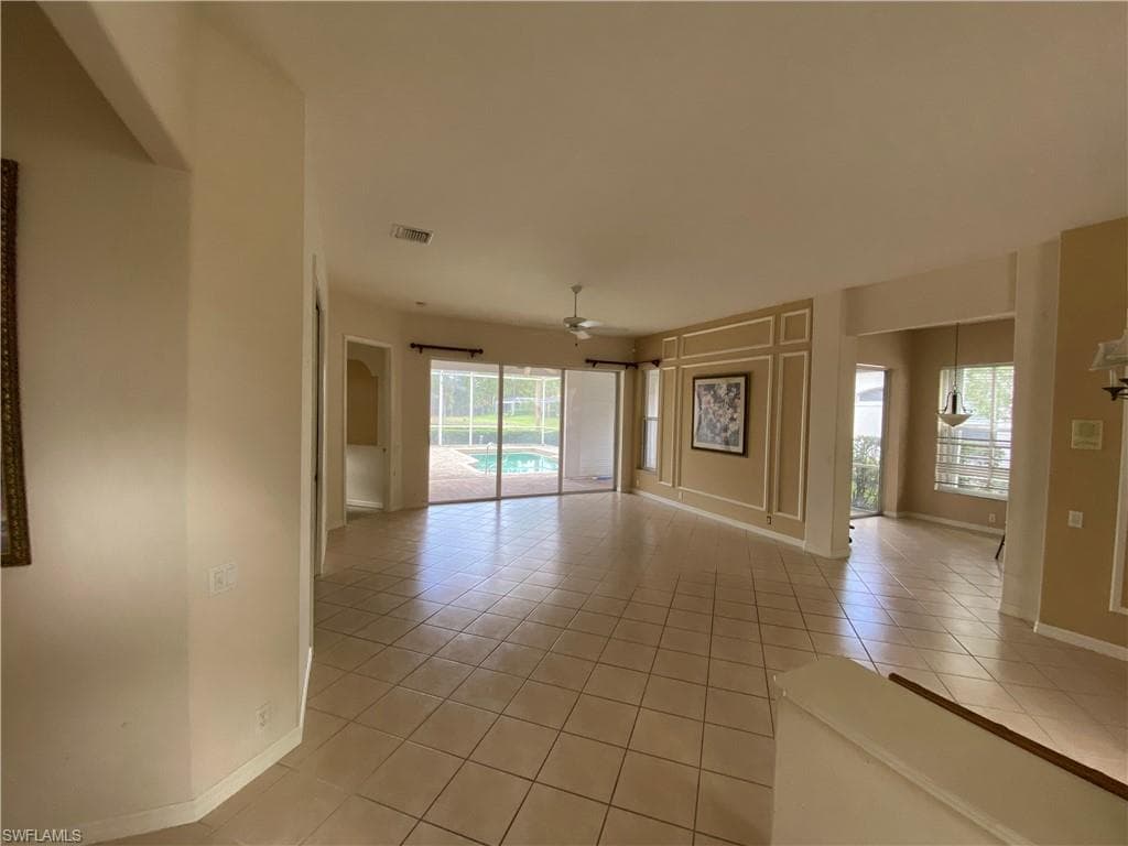 8285 Gleneagle WAY-6