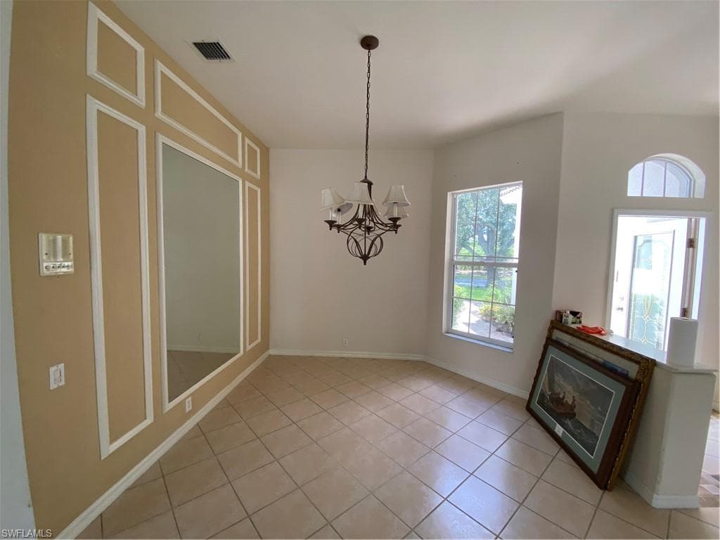 8285 Gleneagle WAY-7