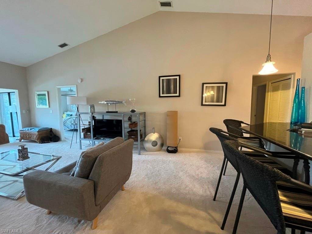 513 Lake Louise CIR 202-5