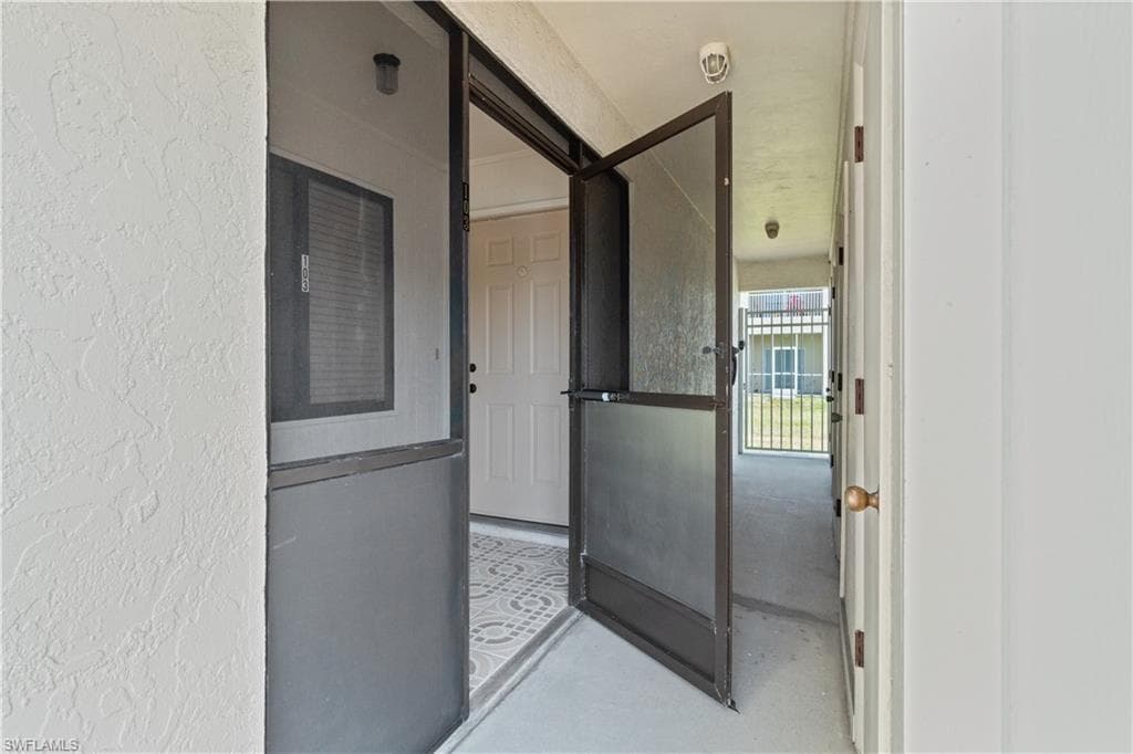1113 Cape Coral PKWY W 103-26