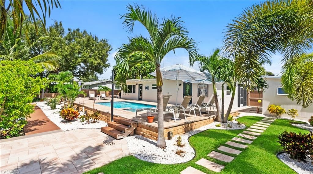 2736 Riverview DR-19