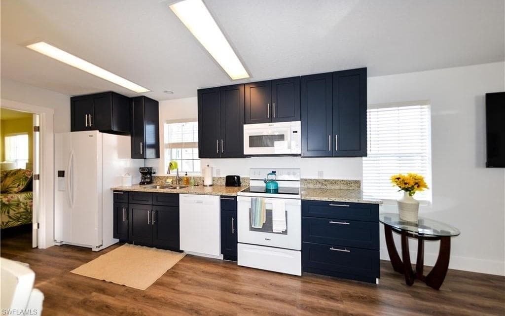 19 Helen LN-2