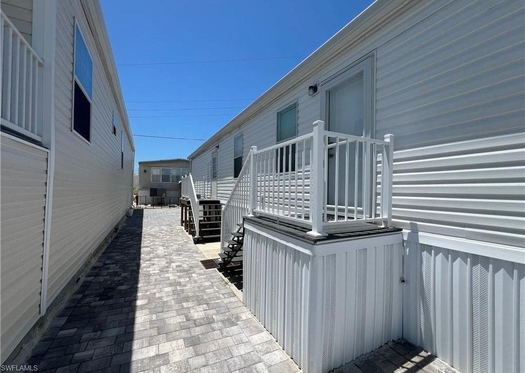 19 Helen LN-15
