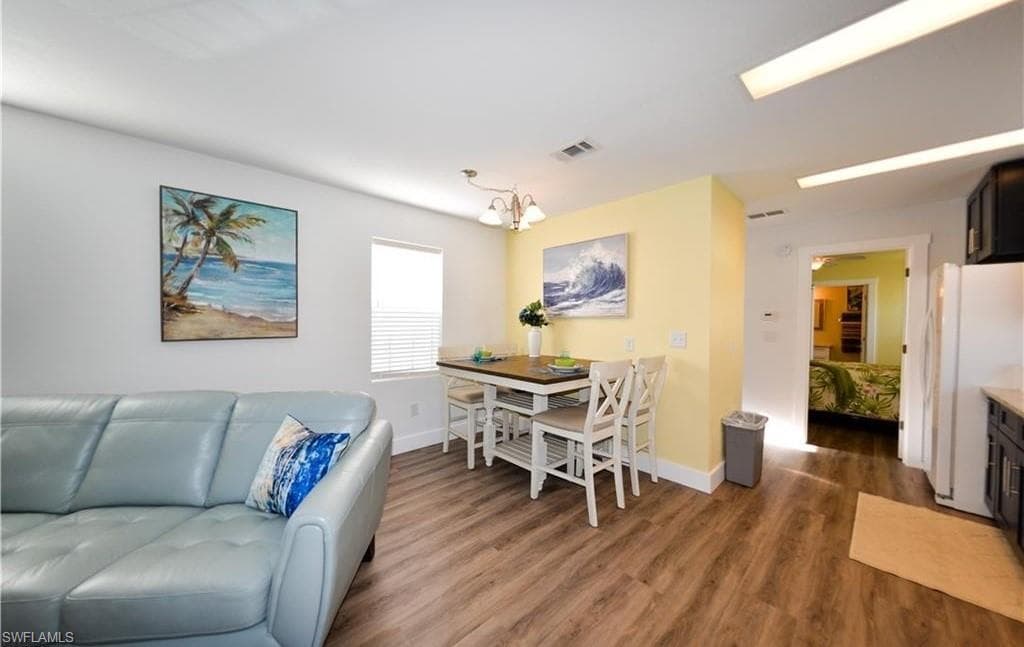 19 Helen LN-4