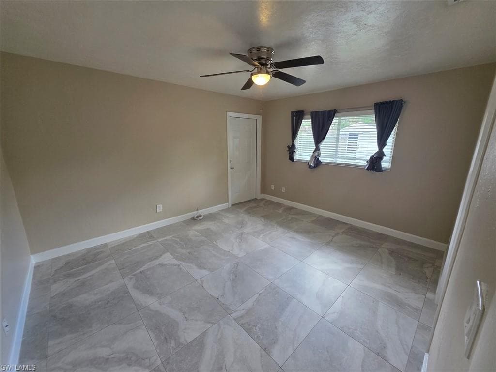 3161 43rd ST SW-22