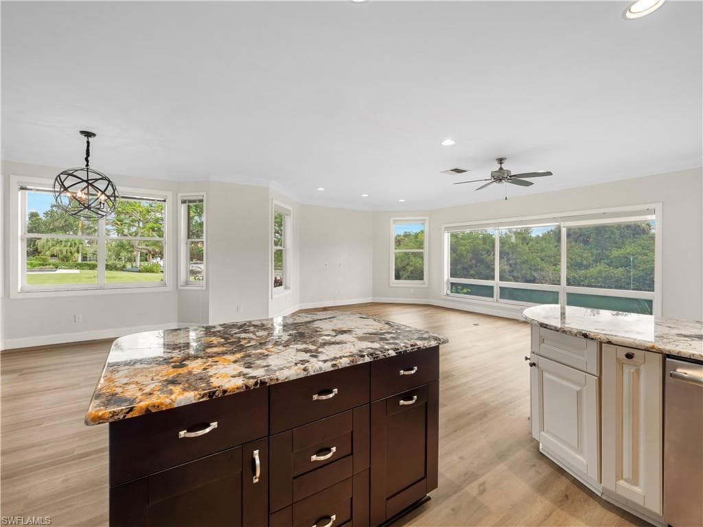 5539 Natoma DR-12