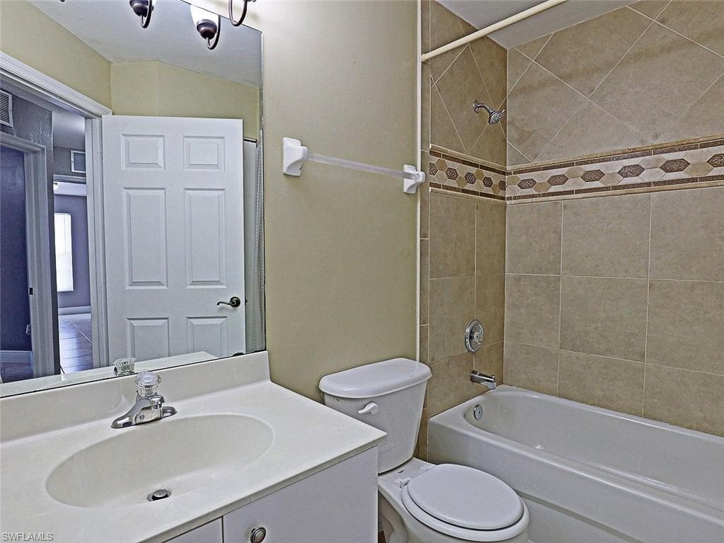 3605 Cedar Oak DR 107-9