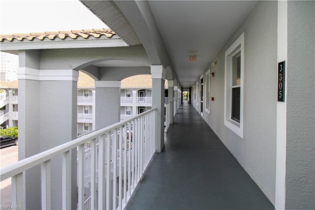 519 Roma CT 3-305-11
