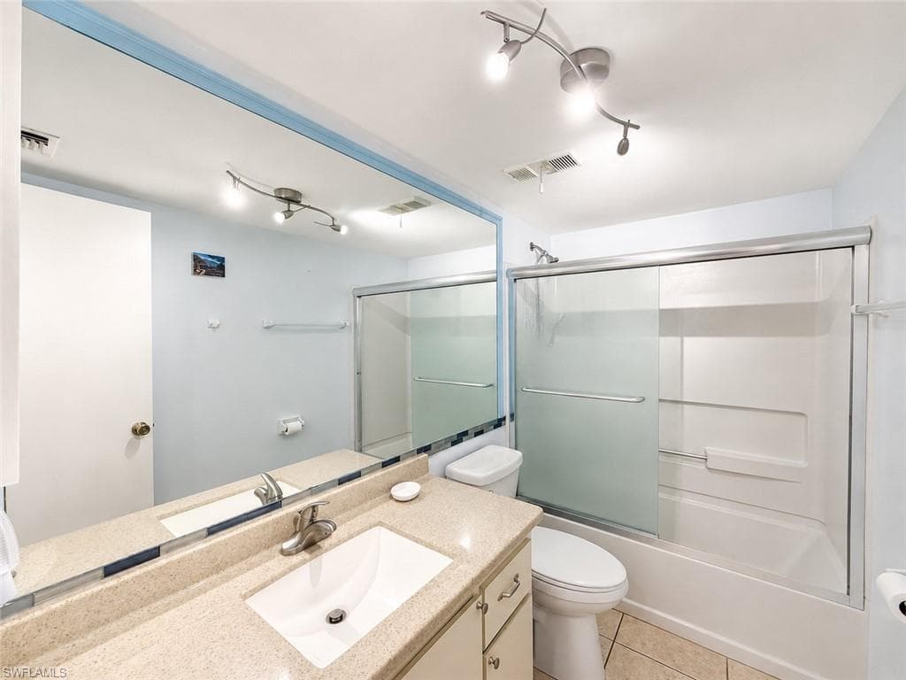 4000 Ice Castle WAY 5-21