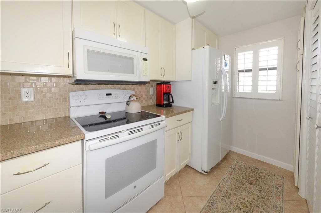 6400 Estero BLVD 603-9