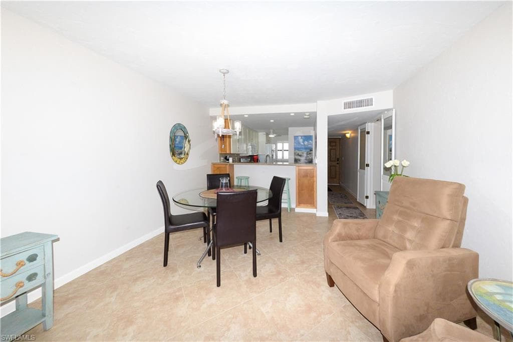 6400 Estero BLVD 603-14