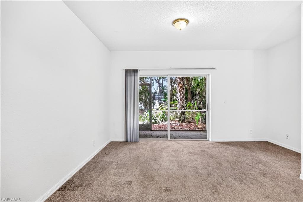 8073 Pacific Beach DR-16