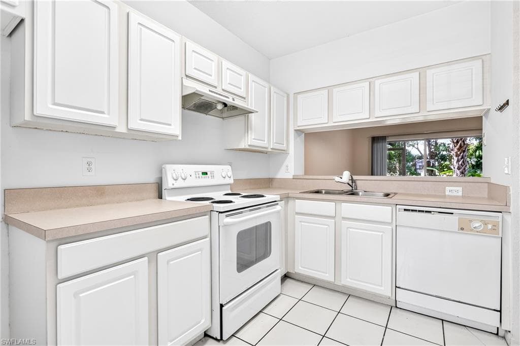 8073 Pacific Beach DR-12