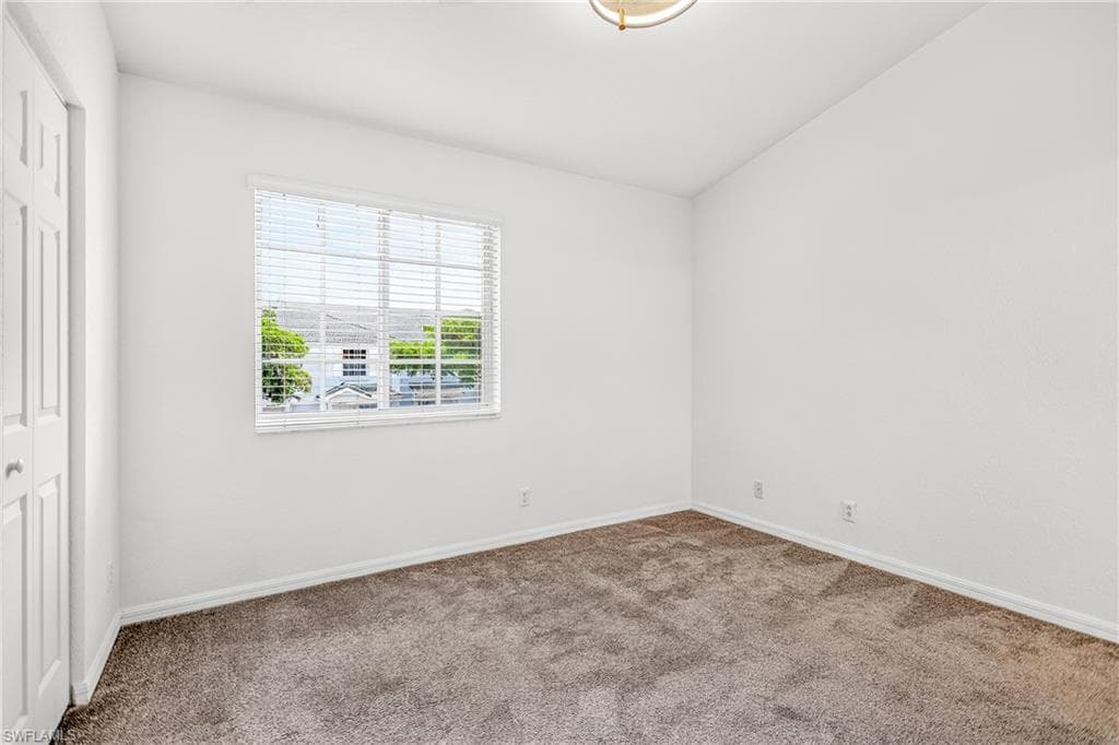 8073 Pacific Beach DR-31