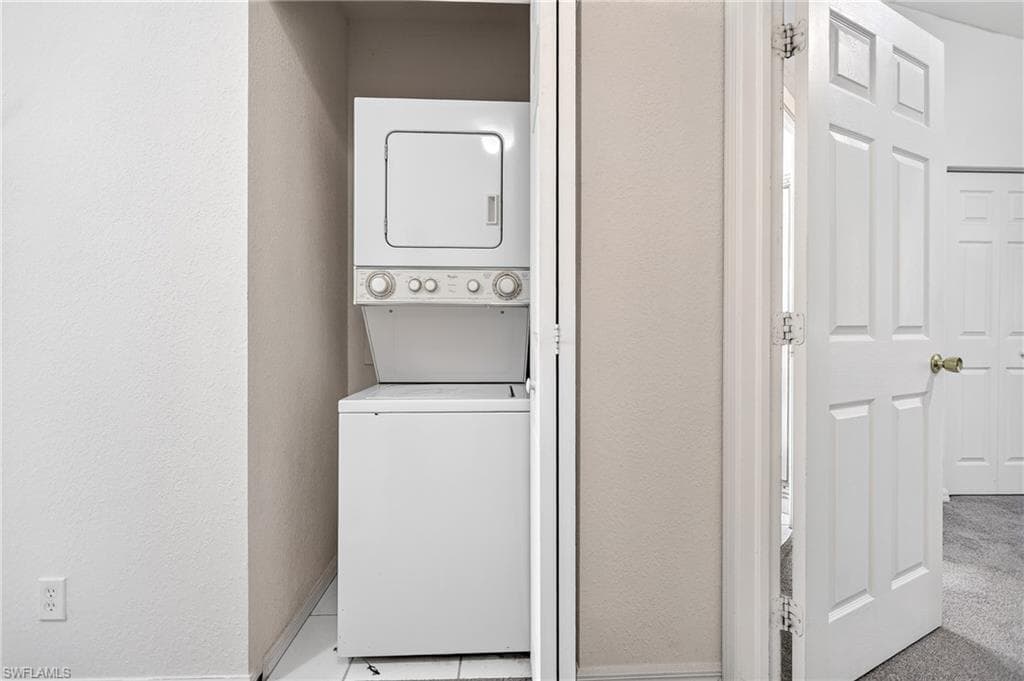 8073 Pacific Beach DR-21