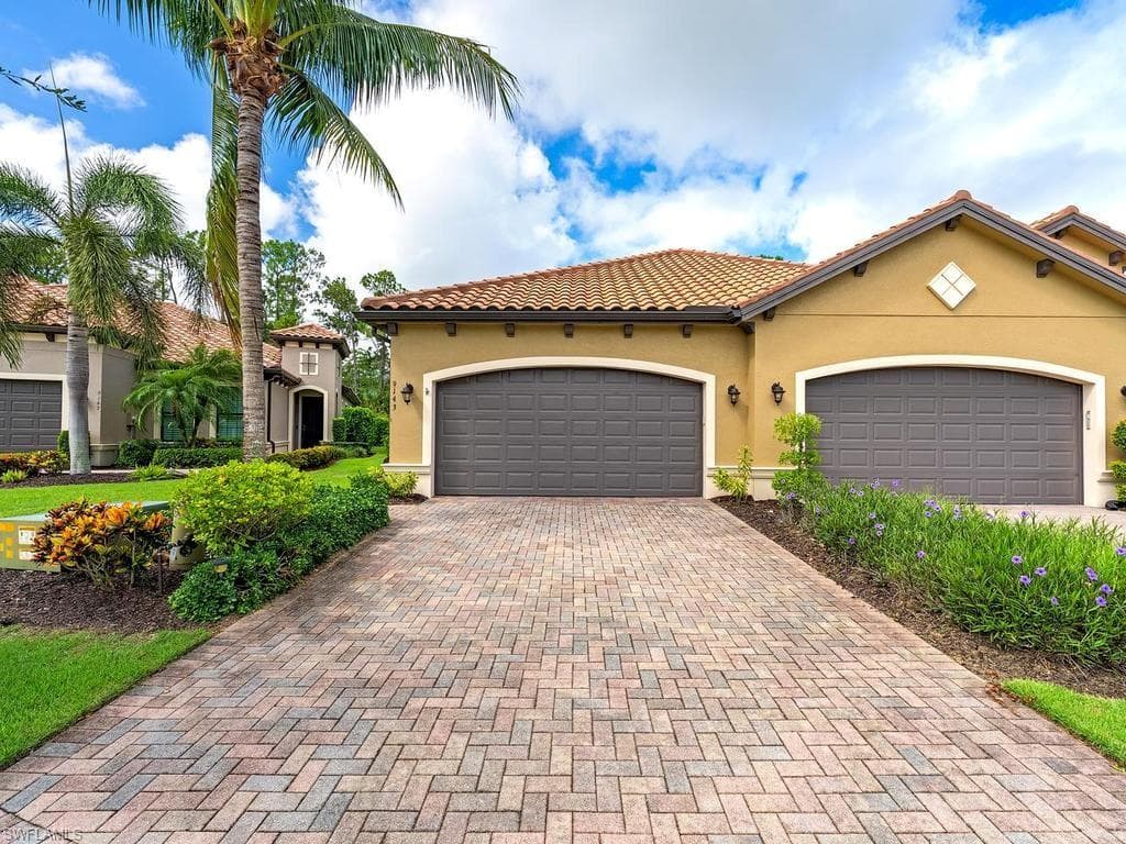 9143 Isla Bella CIR-16