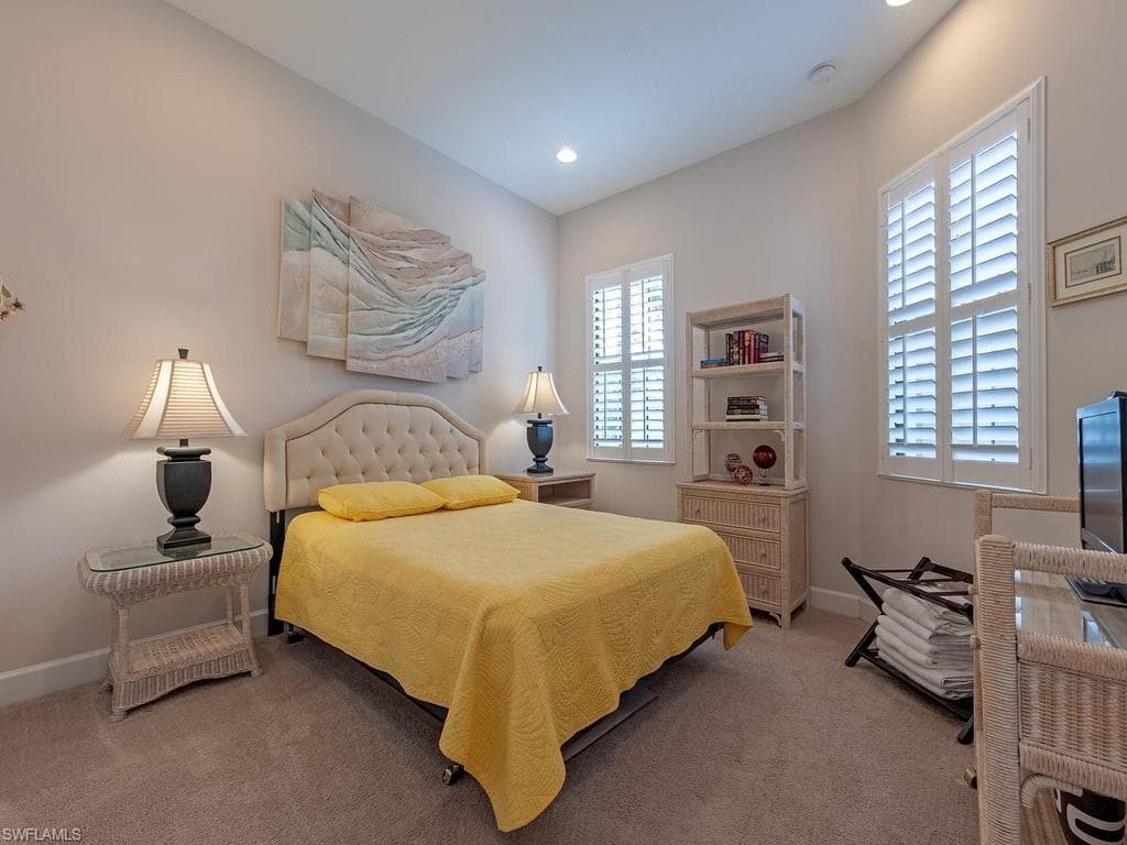 9143 Isla Bella CIR-10