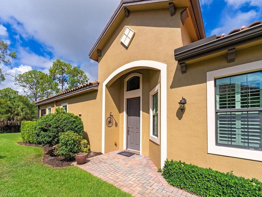 9143 Isla Bella CIR-15