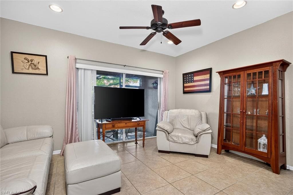 8237 Pacific Beach DR-3