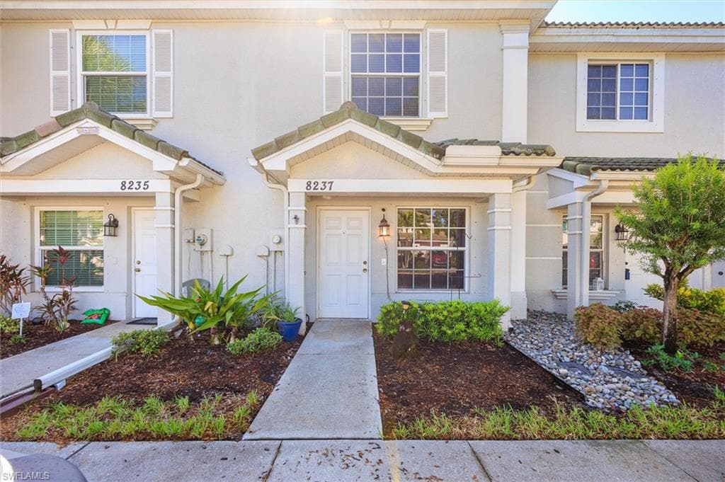 8237 Pacific Beach DR-1