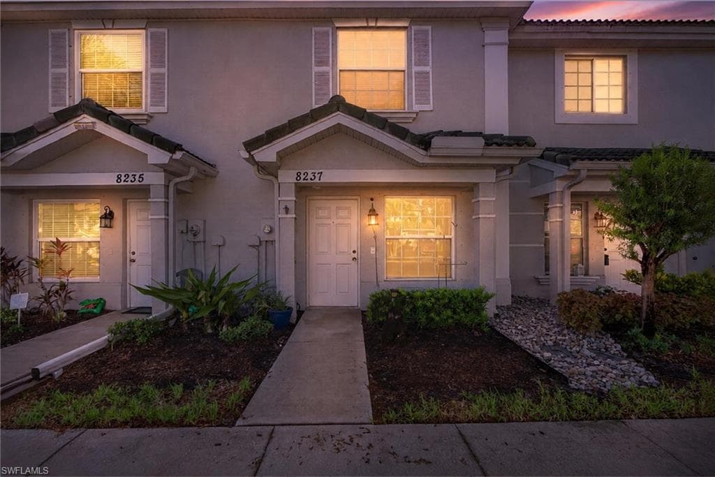 8237 Pacific Beach DR-5