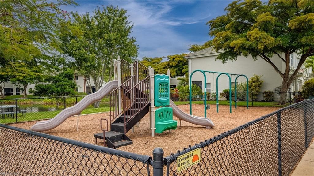 8237 Pacific Beach DR-30