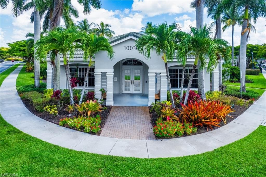 8237 Pacific Beach DR-31