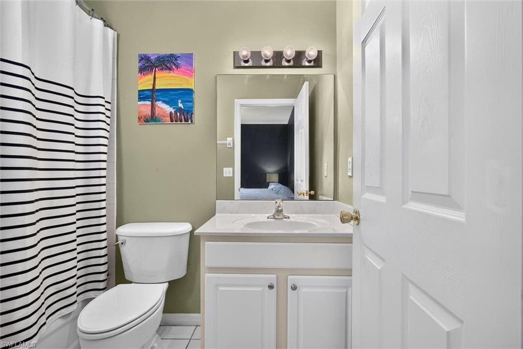 8237 Pacific Beach DR-21