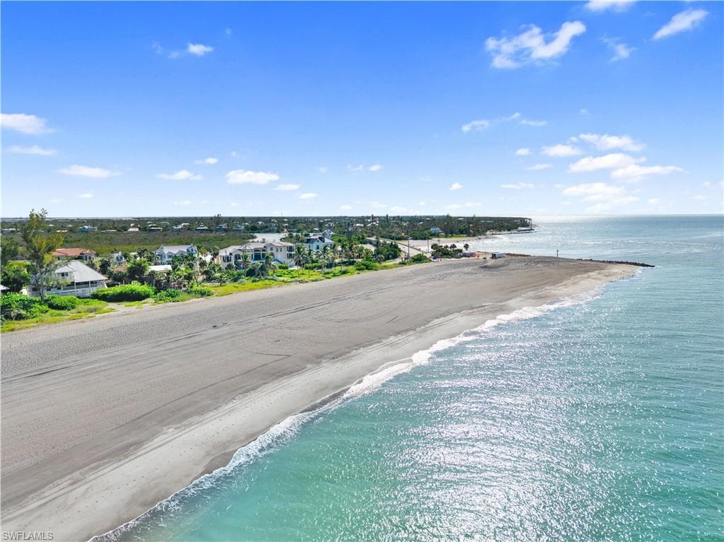 17170 Captiva DR-26