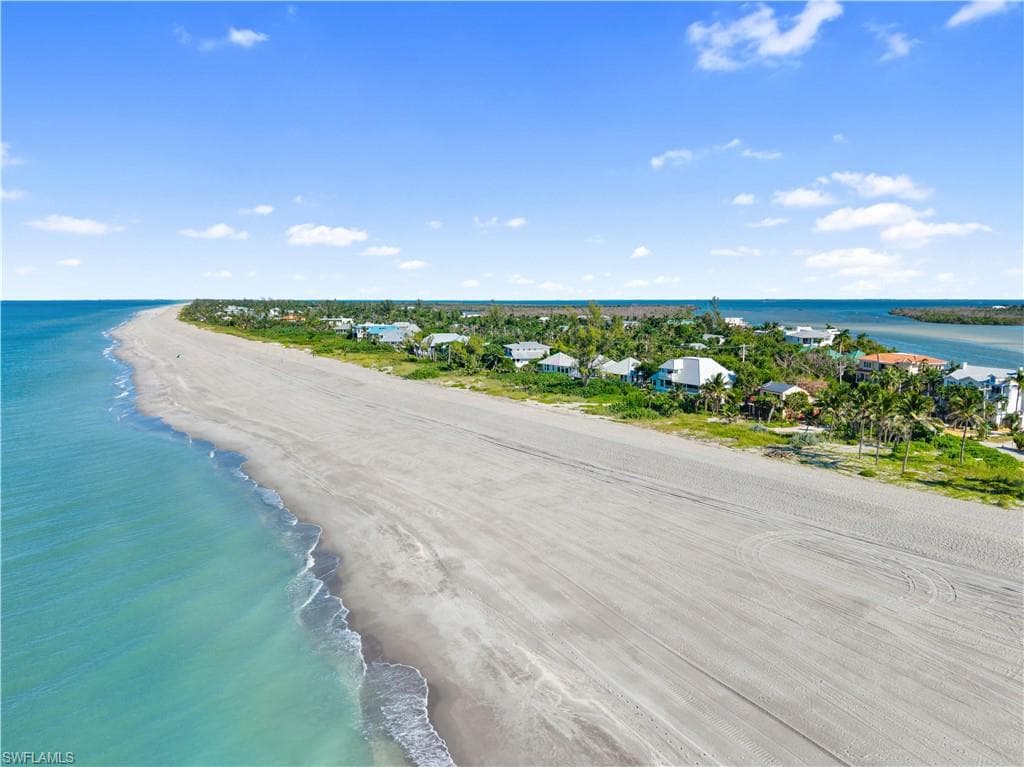17170 Captiva DR-44