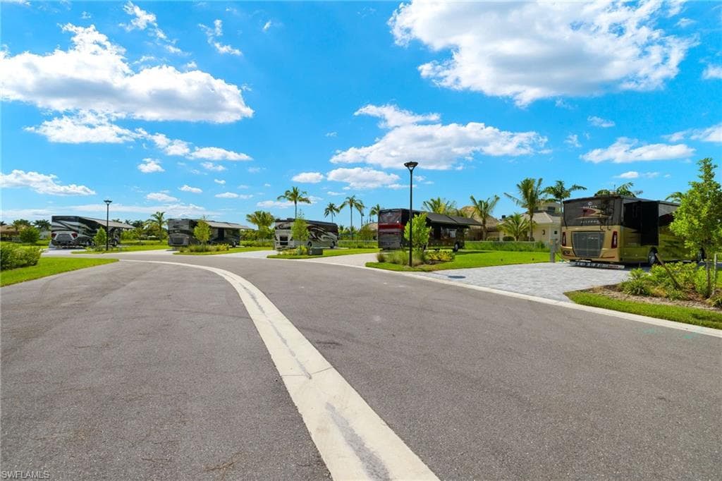5471 Laguna Caribe CIR-7