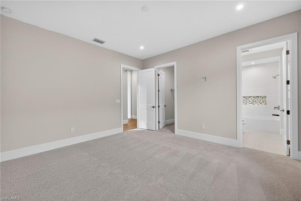 2055 Cambridge Park DR-22