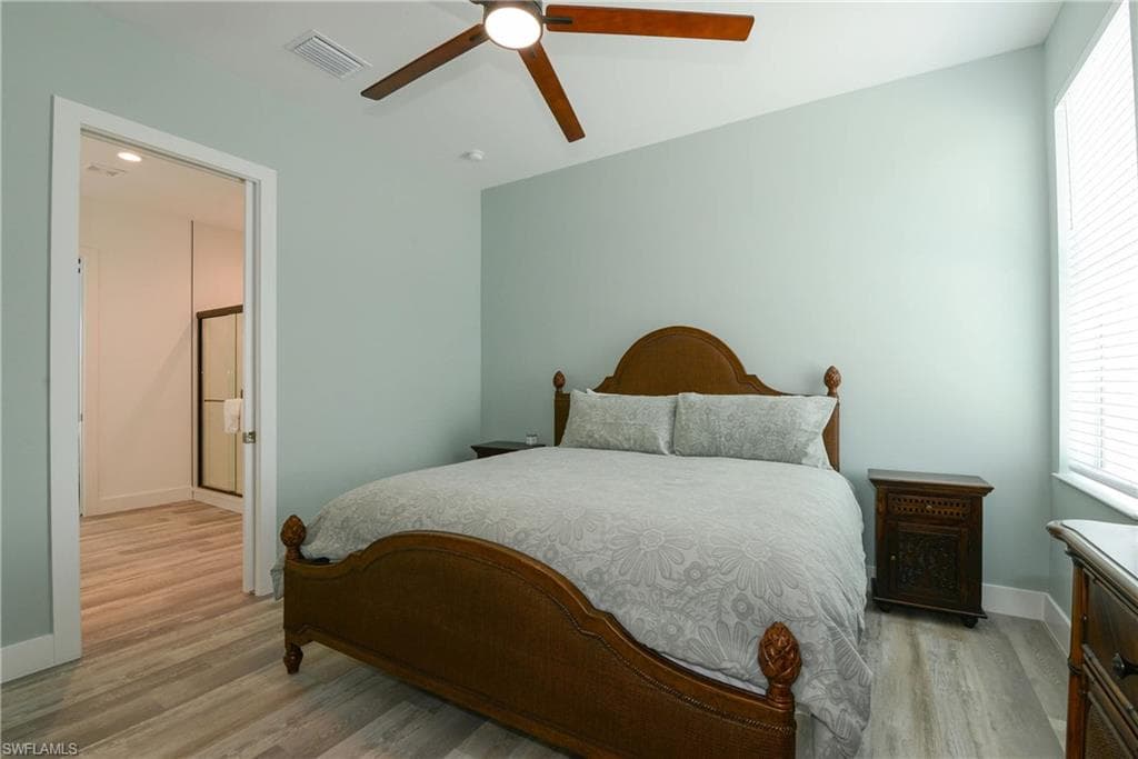 146 Miramar ST-20