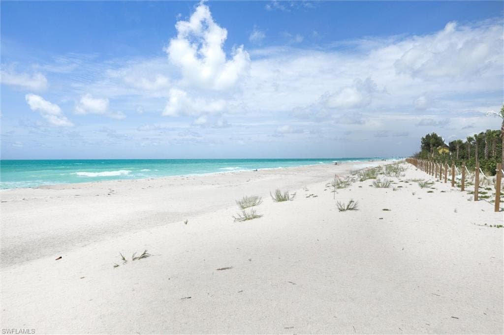 15123 Captiva DR 103-50