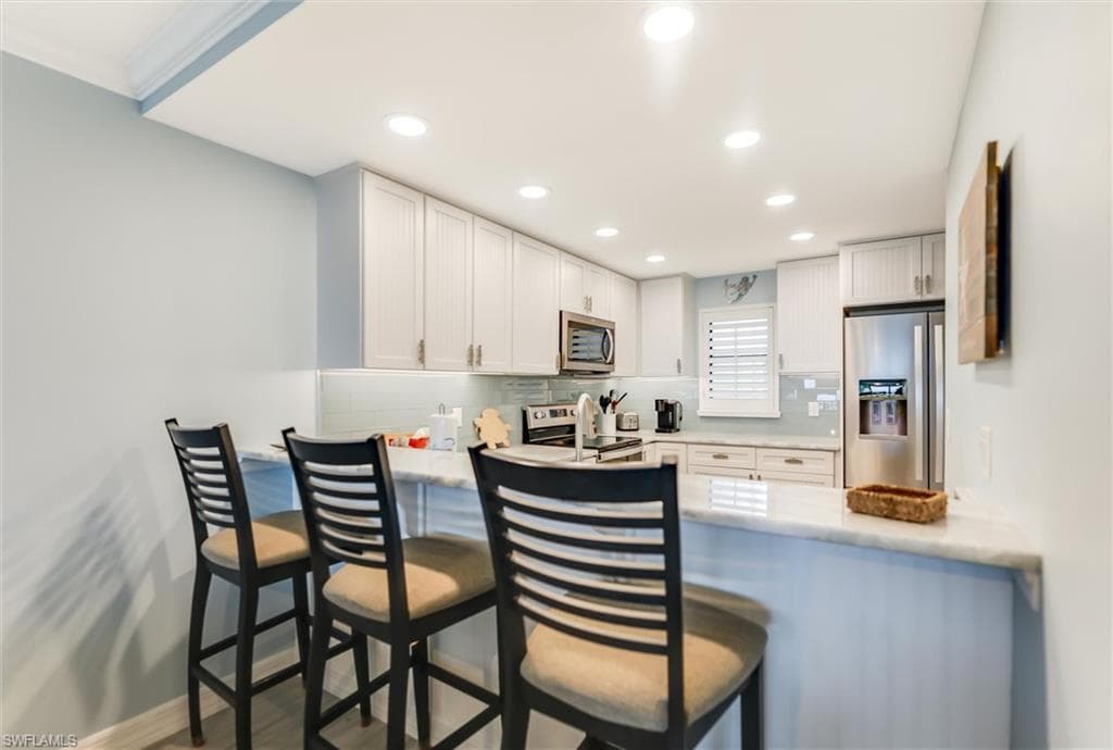 15123 Captiva DR 103-4