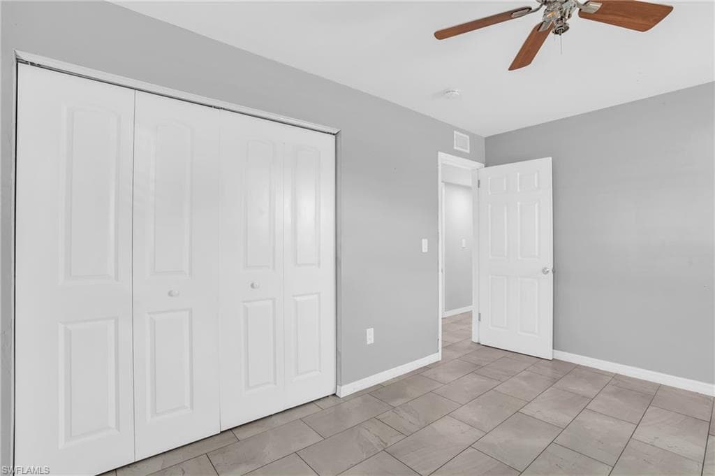 883 Coconut CIR E-23