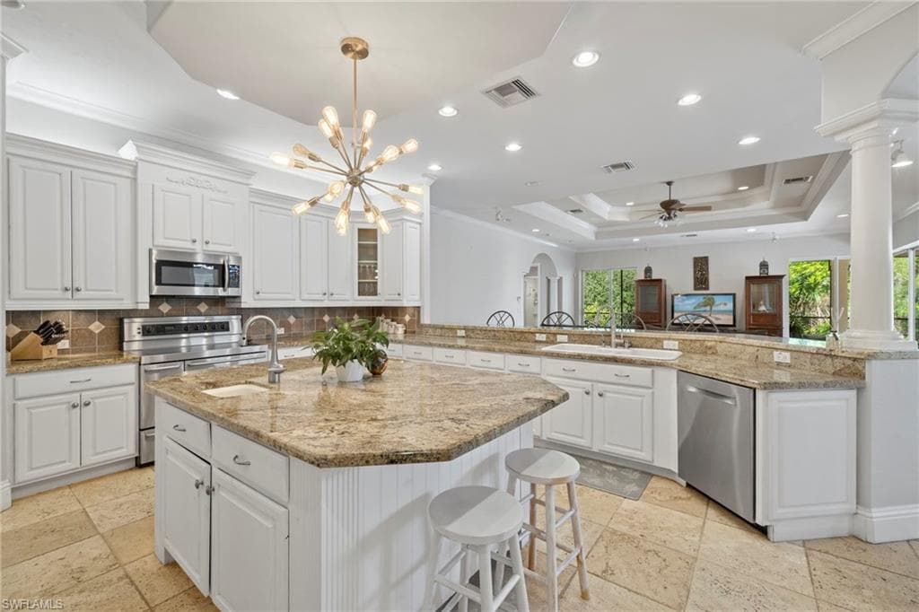 15401 Old Wedgewood CT-5