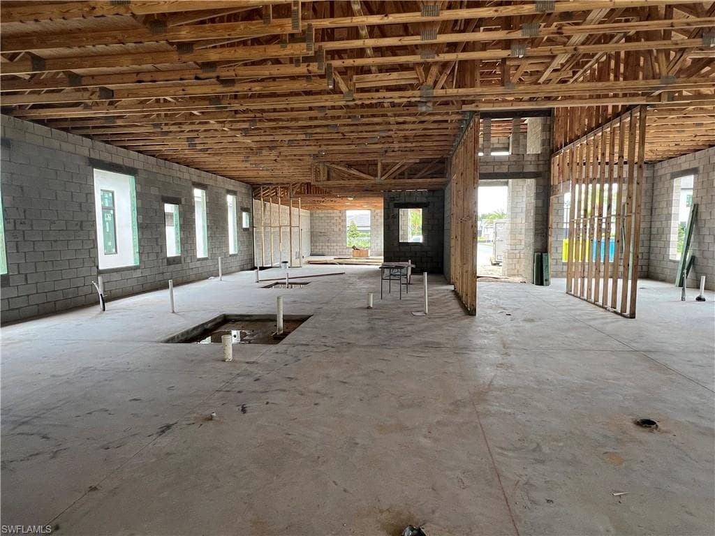 6650 Palisades AVE-5