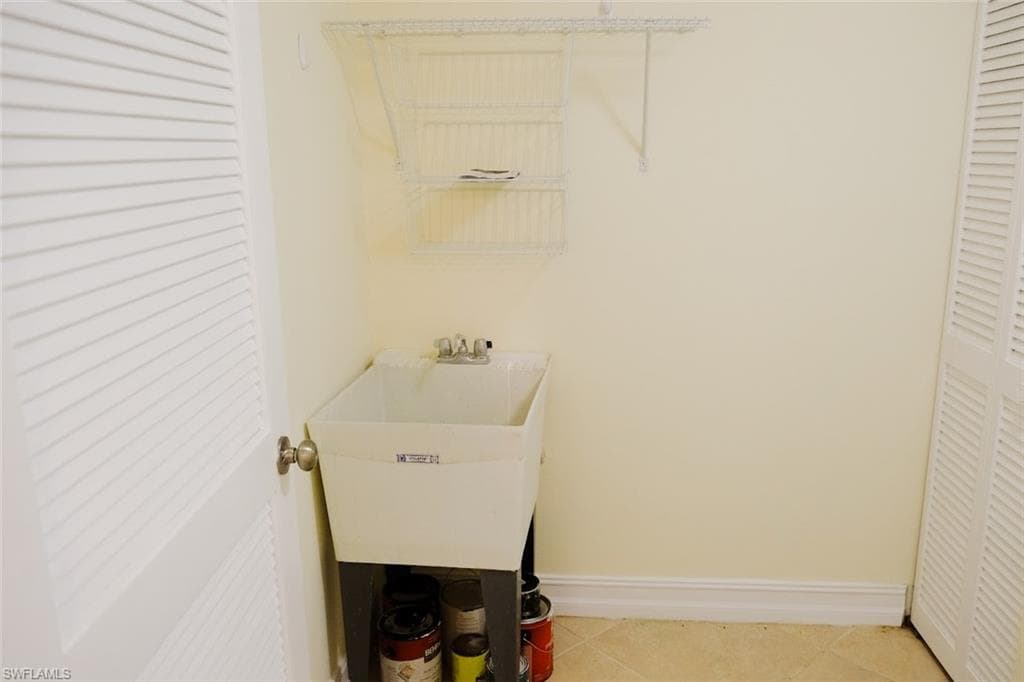 345 Gabriel CIR 2411-8