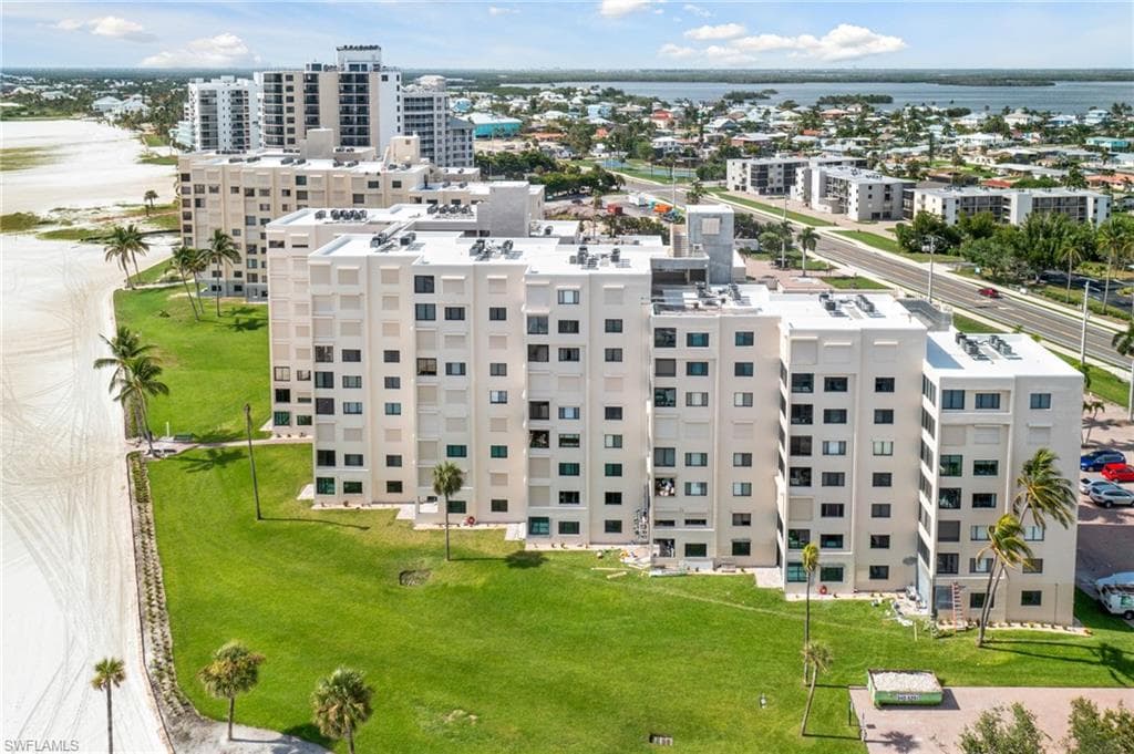 6672 Estero BLVD A508-32