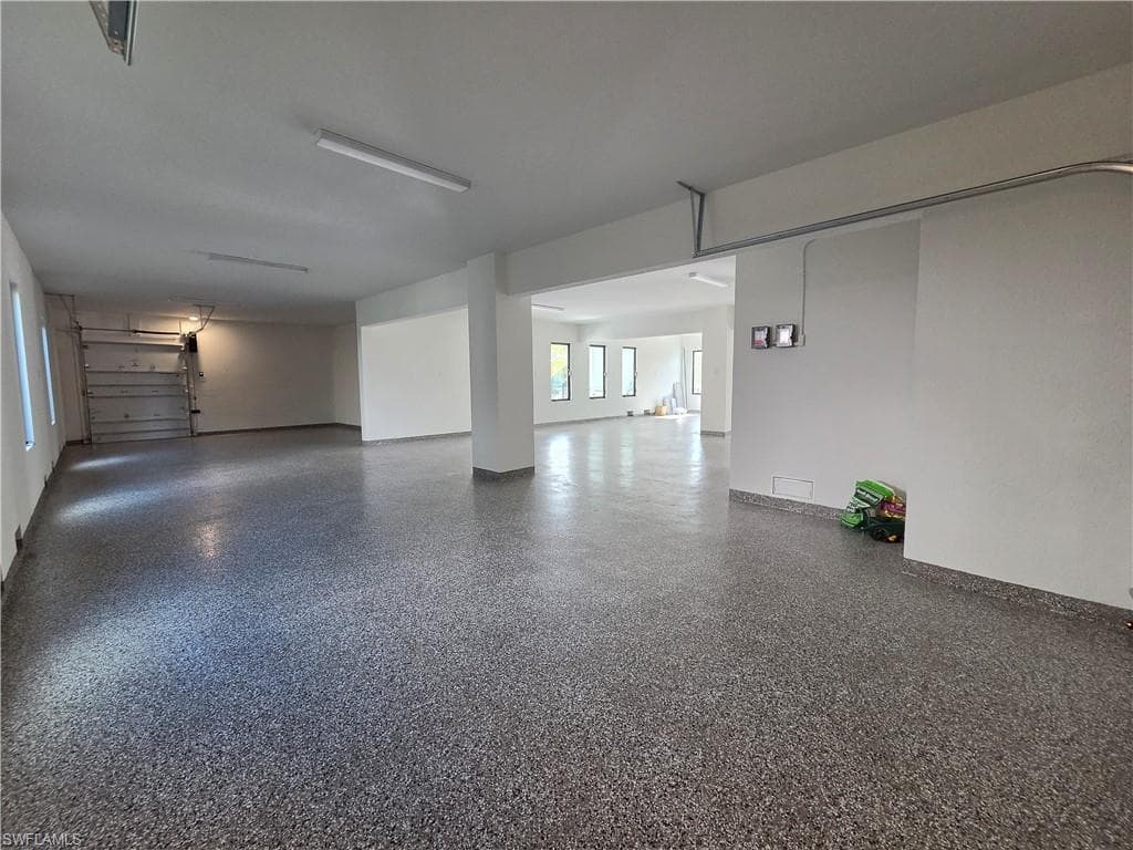 231 1st ST-48