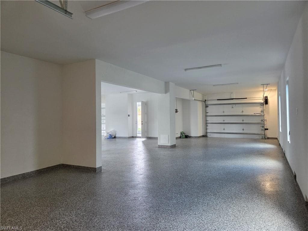 231 1st ST-44