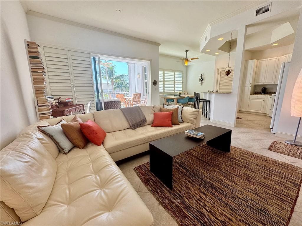 3921 Kens WAY 2302-2