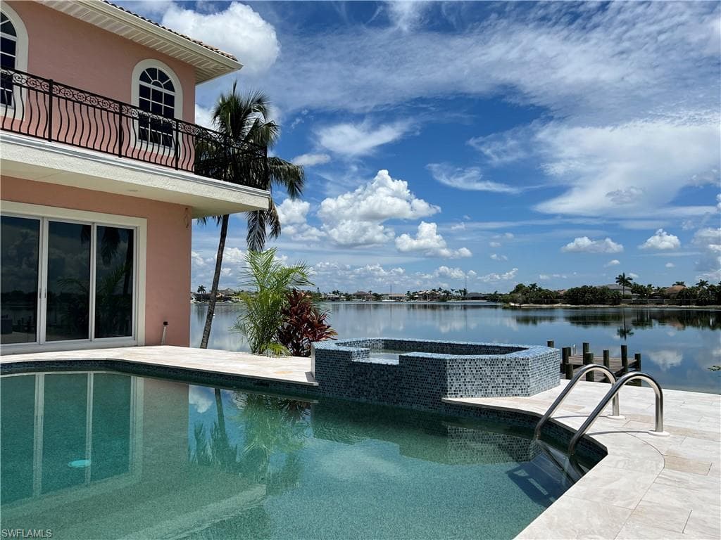 5460 Harborage DR-13
