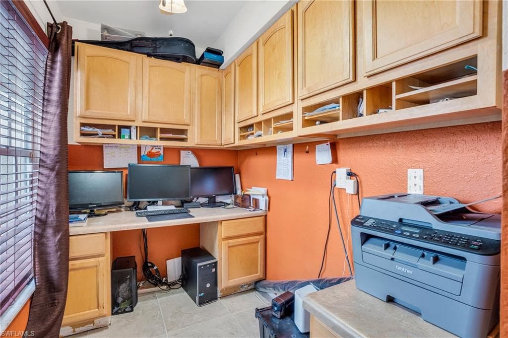 16525 Wellington Lakes CIR-32