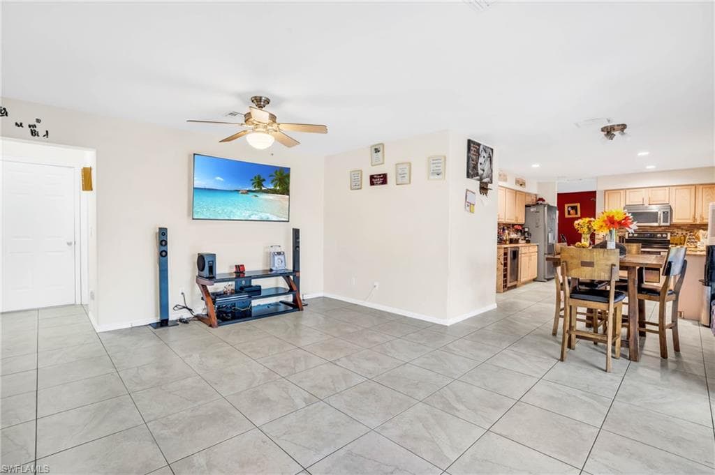 16525 Wellington Lakes CIR-11