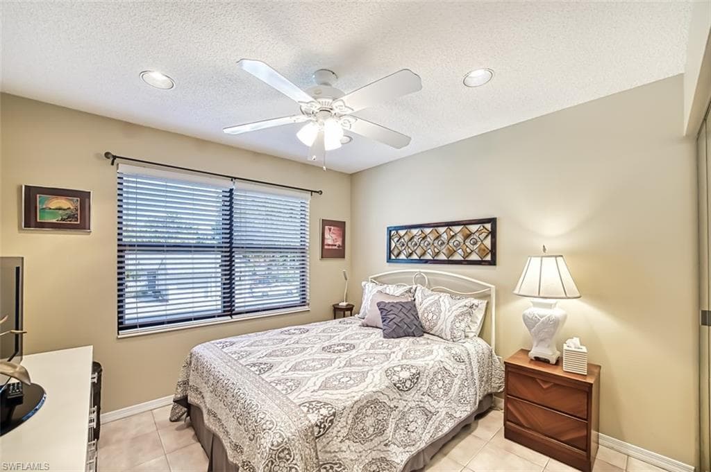 9626 Windsor Club CIR-42