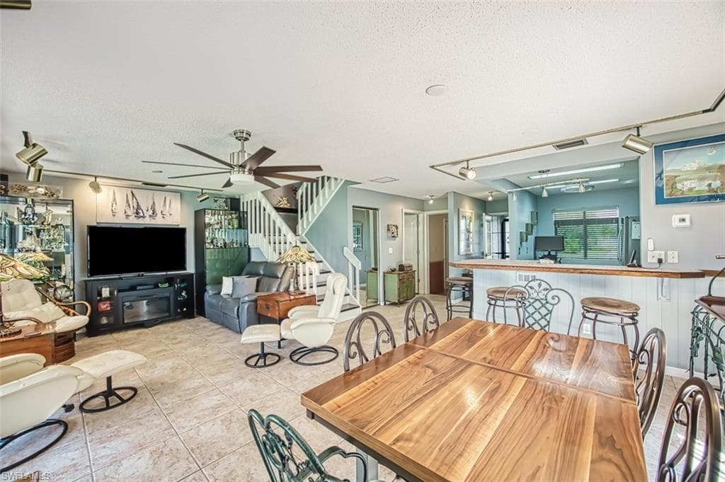 9626 Windsor Club CIR-20