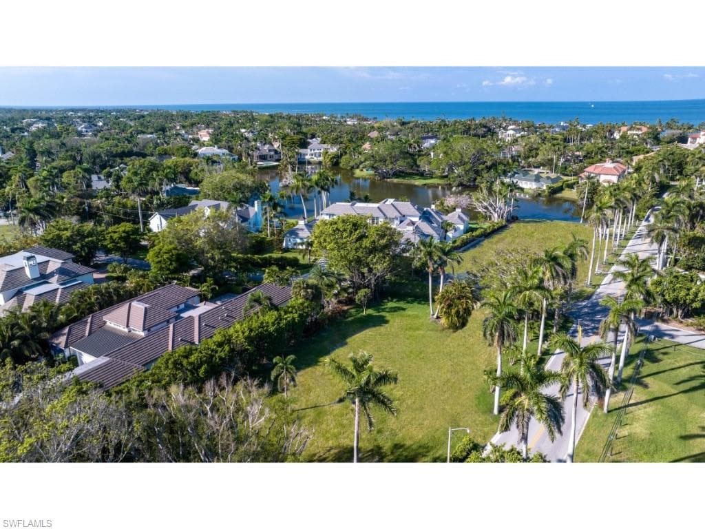 2433 Lantern LN-1