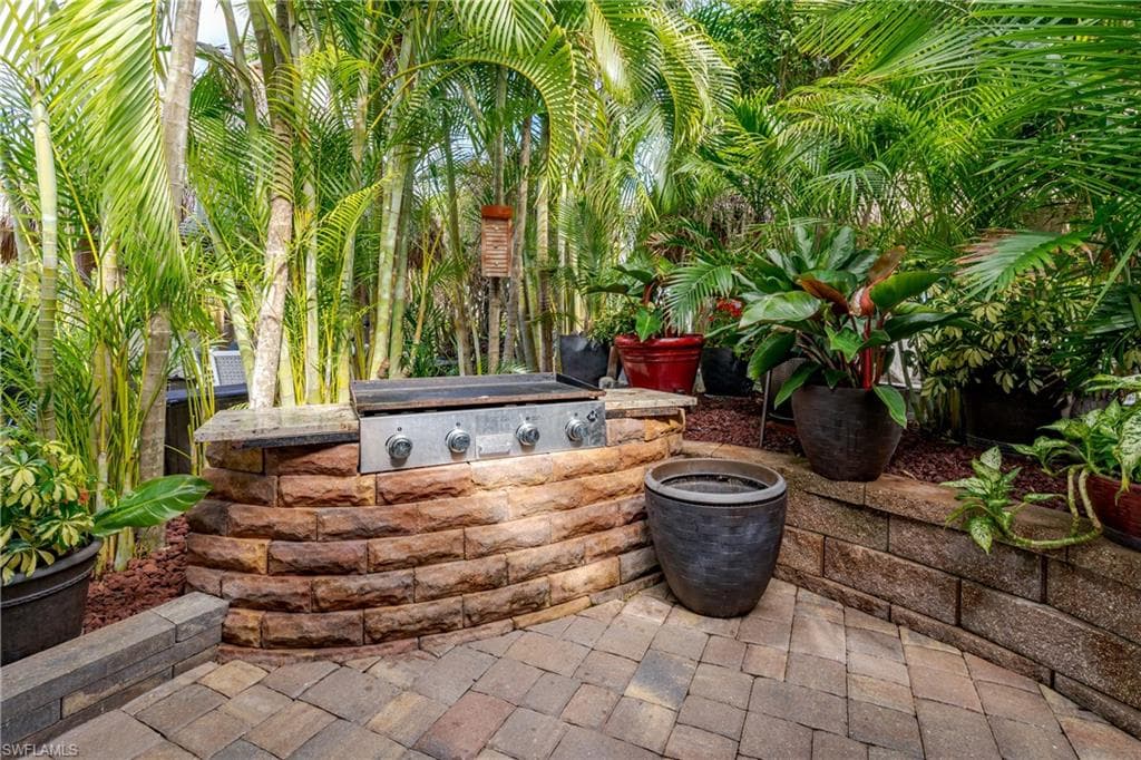 13446 Ladyfish LN-4